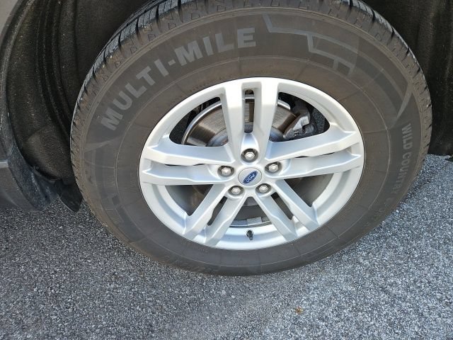 Used 2020 Ford Explorer XLT w/ Class III Trailer Tow Package AWD/4WD image 10