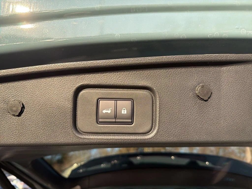 Used 2026 Nissan Pathfinder Platinum w/ Cargo Package AWD/4WD image 22