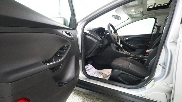 Used 2018 Ford Focus SEL FWD image 9
