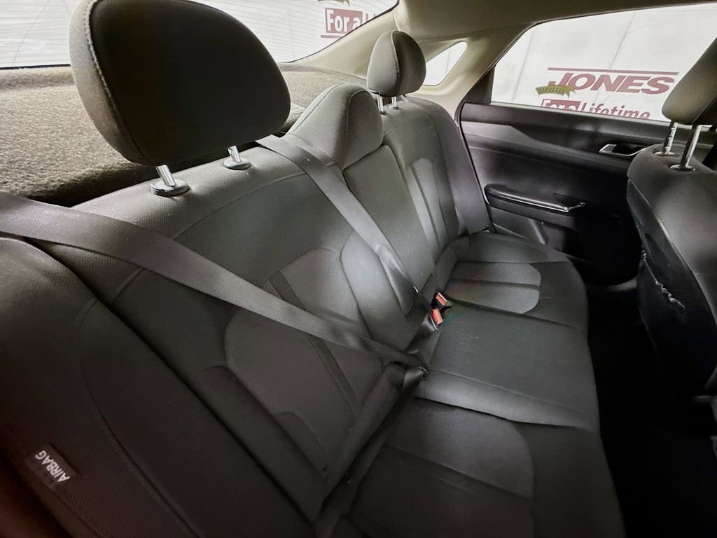 Used 2022 Kia K5 LXS image 27