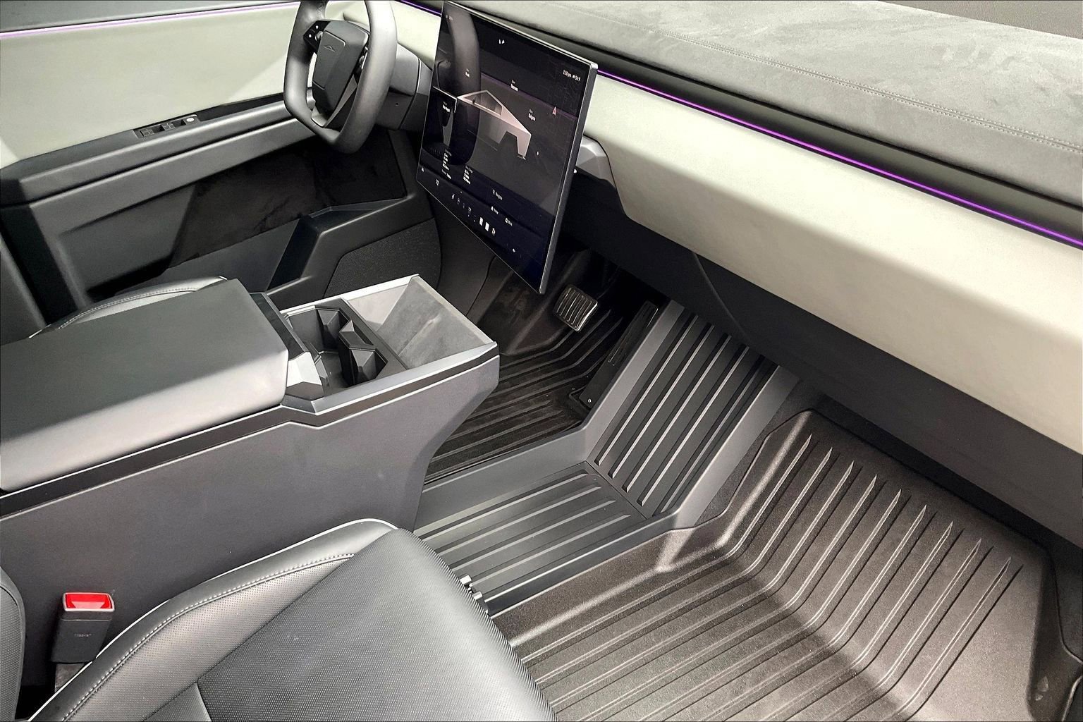 Used 2024 Tesla Cybertruck Cyberbeast image 22