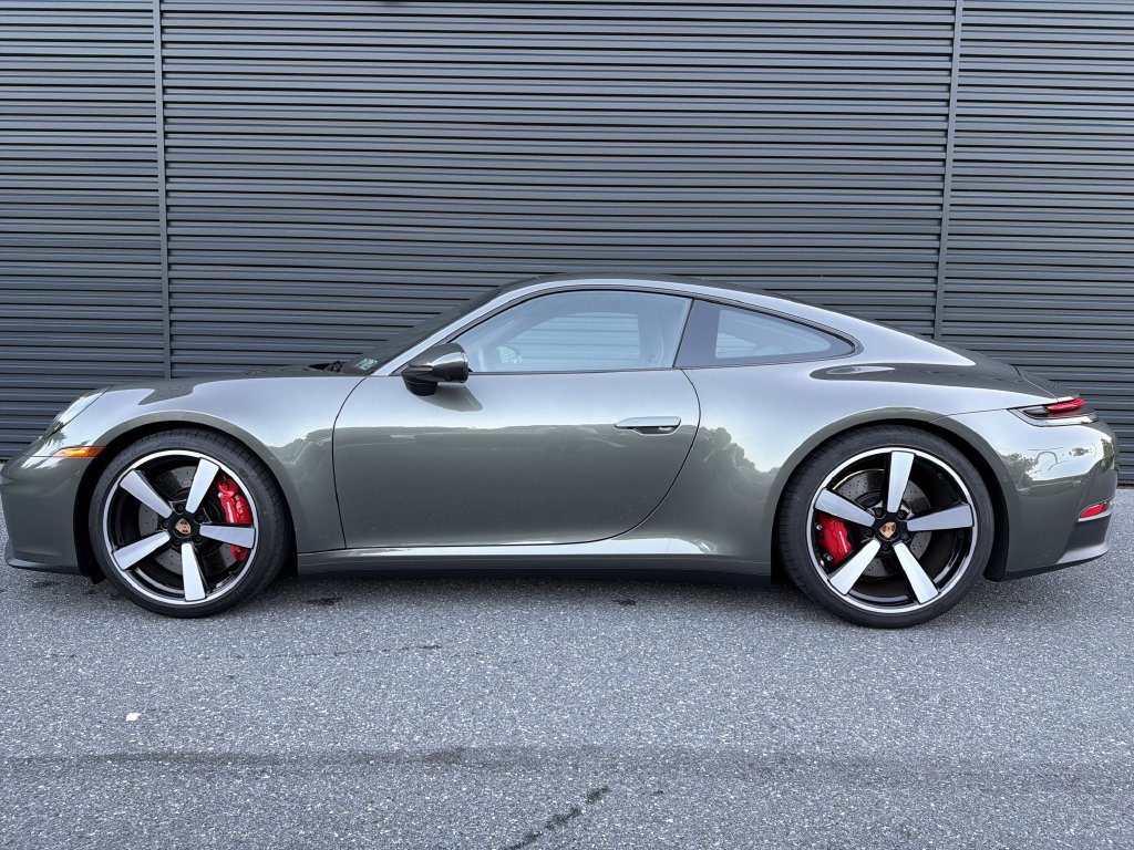 Certified 2026 Porsche 911 Carrera S RWD image 2