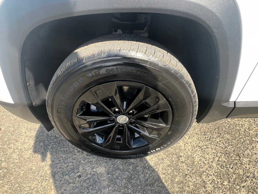 New 2026 Chevrolet Equinox LT image 24