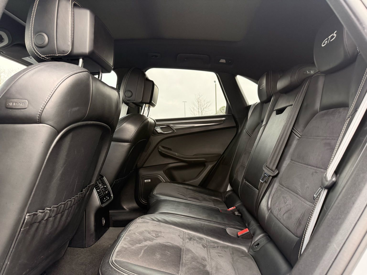 Used 2018 Porsche Macan GTS image 27