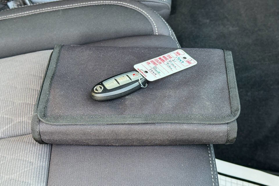 Used 2021 Nissan Titan SV w/ Accessory Utility Package image 34