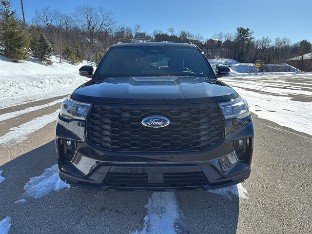 New 2026 Ford Explorer ST-Line w/ ST-Line Street Pack image 7