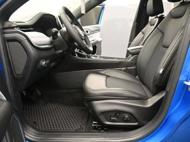 New 2025 Jeep Compass Latitude w/ Sun & Sound Group AWD/4WD image 10