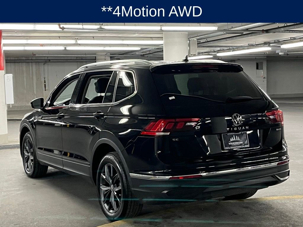 Used 2022 Volkswagen Tiguan SE w/ Panoramic Sunroof Package image 5