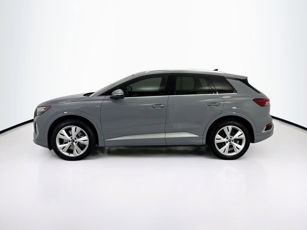 Used 2023 Audi Q4 e-tron Prestige w/ 20" Wheel Package AWD/4WD image 8