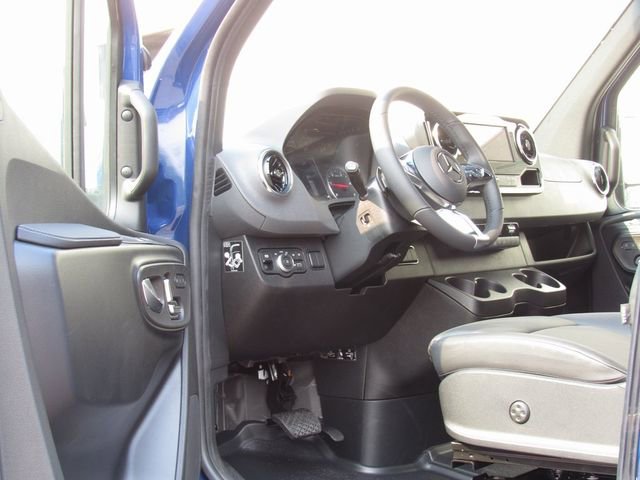 New 2025 Mercedes-Benz Sprinter 2500 image 10