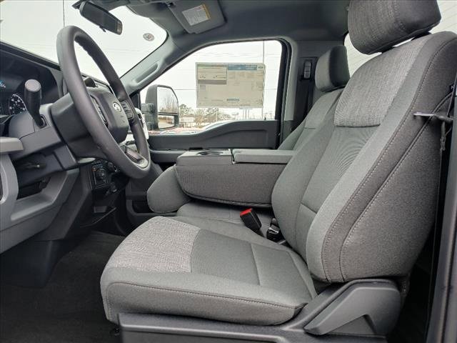 New 2025 Ford F250 XLT w/ F-250 >10K GVWR Package image 15