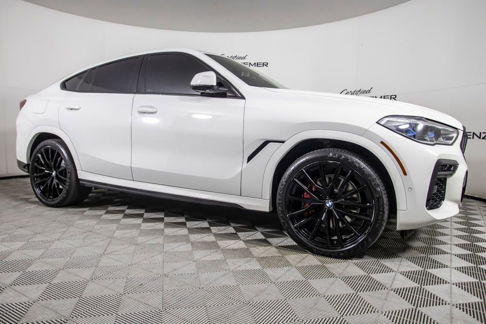 Used 2023 BMW X6 xDrive40i w/ Executive Package image 3