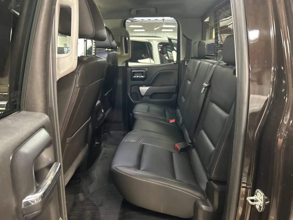 Used 2018 Chevrolet Silverado 1500 LTZ Z71 w/ LTZ Plus Package AWD/4WD image 20