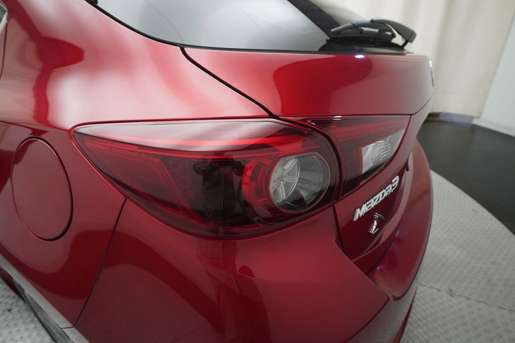 Used 2018 MAZDA MAZDA3 Grand Touring w/ Premium Equipment Package image 30