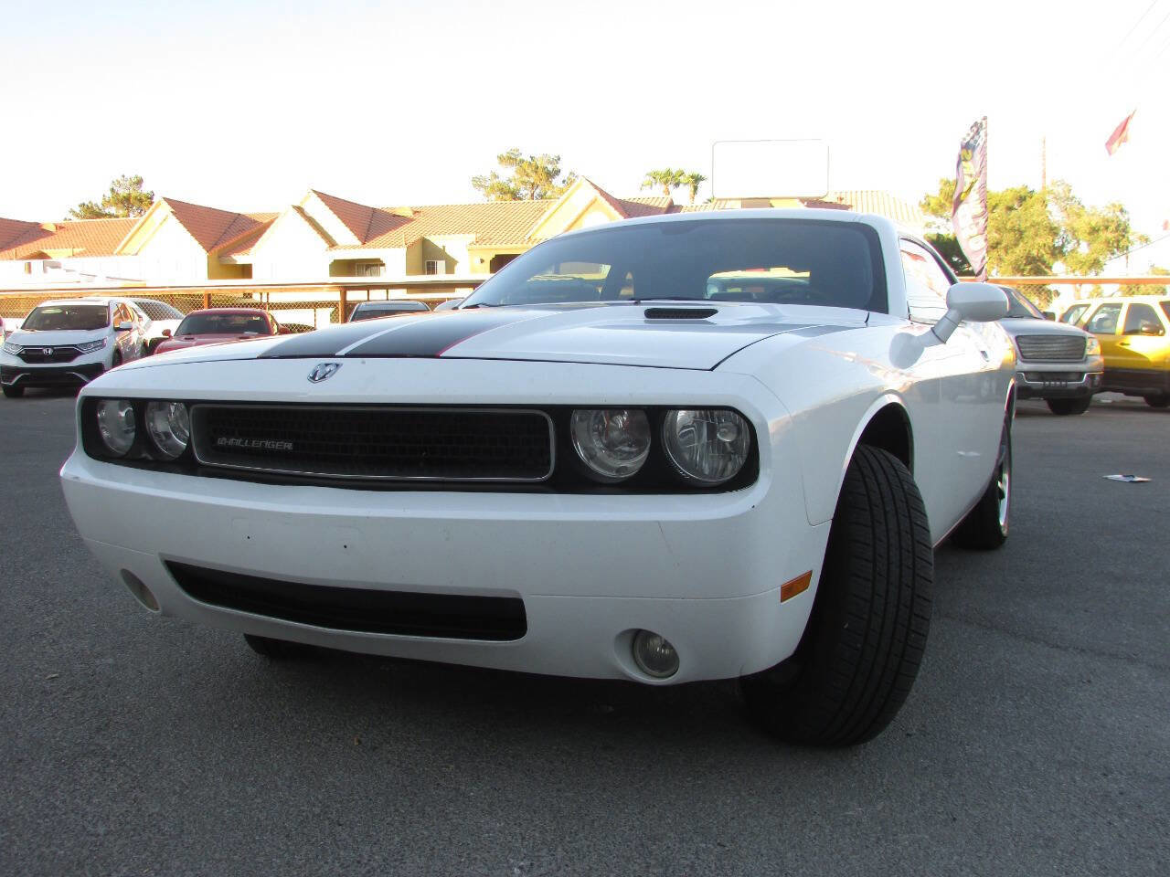 Used 2010 Dodge Challenger SE RWD image 11
