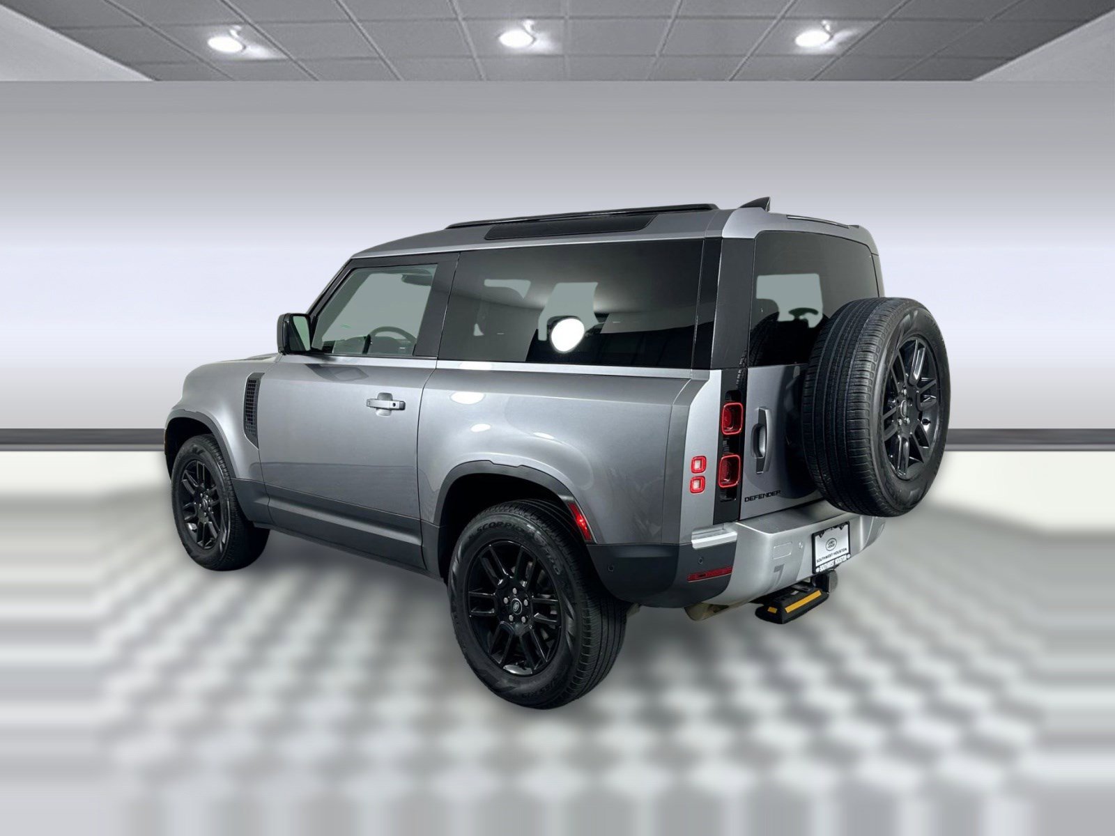 Certified 2024 Land Rover Defender 90 S image 3