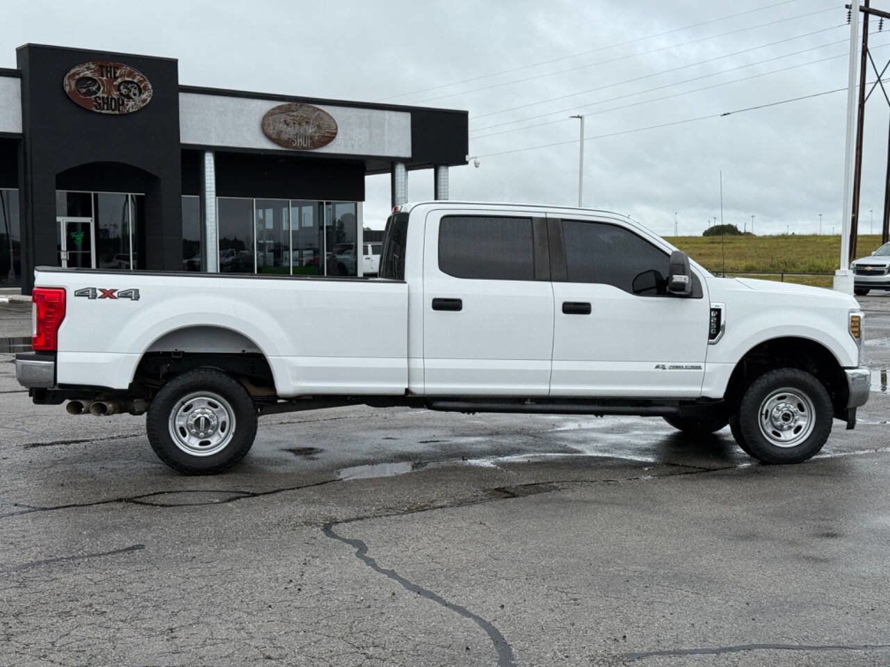 Used 2019 Ford F250 XL w/ Power Equipment Group image 3