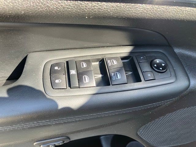 Certified 2020 Jeep Grand Cherokee Limited AWD/4WD image 12