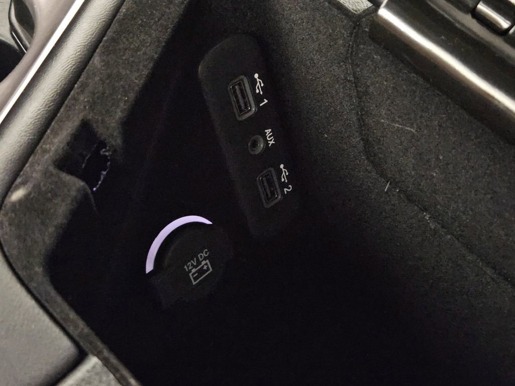 Used 2021 Dodge Challenger R/T RWD image 18