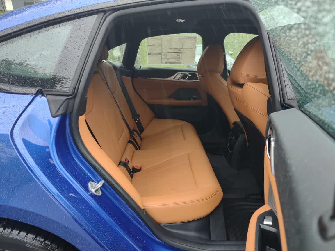 Used 2025 BMW i4 xDrive40i w/ M Sport Package AWD/4WD image 17