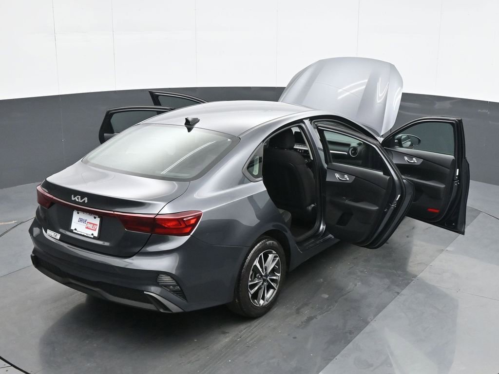 Used 2024 Kia Forte LXS image 38