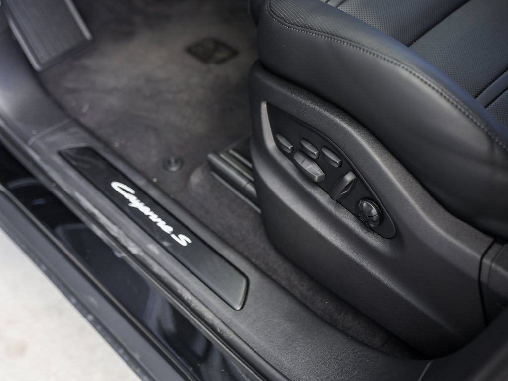 New 2026 Porsche Cayenne S AWD/4WD image 15
