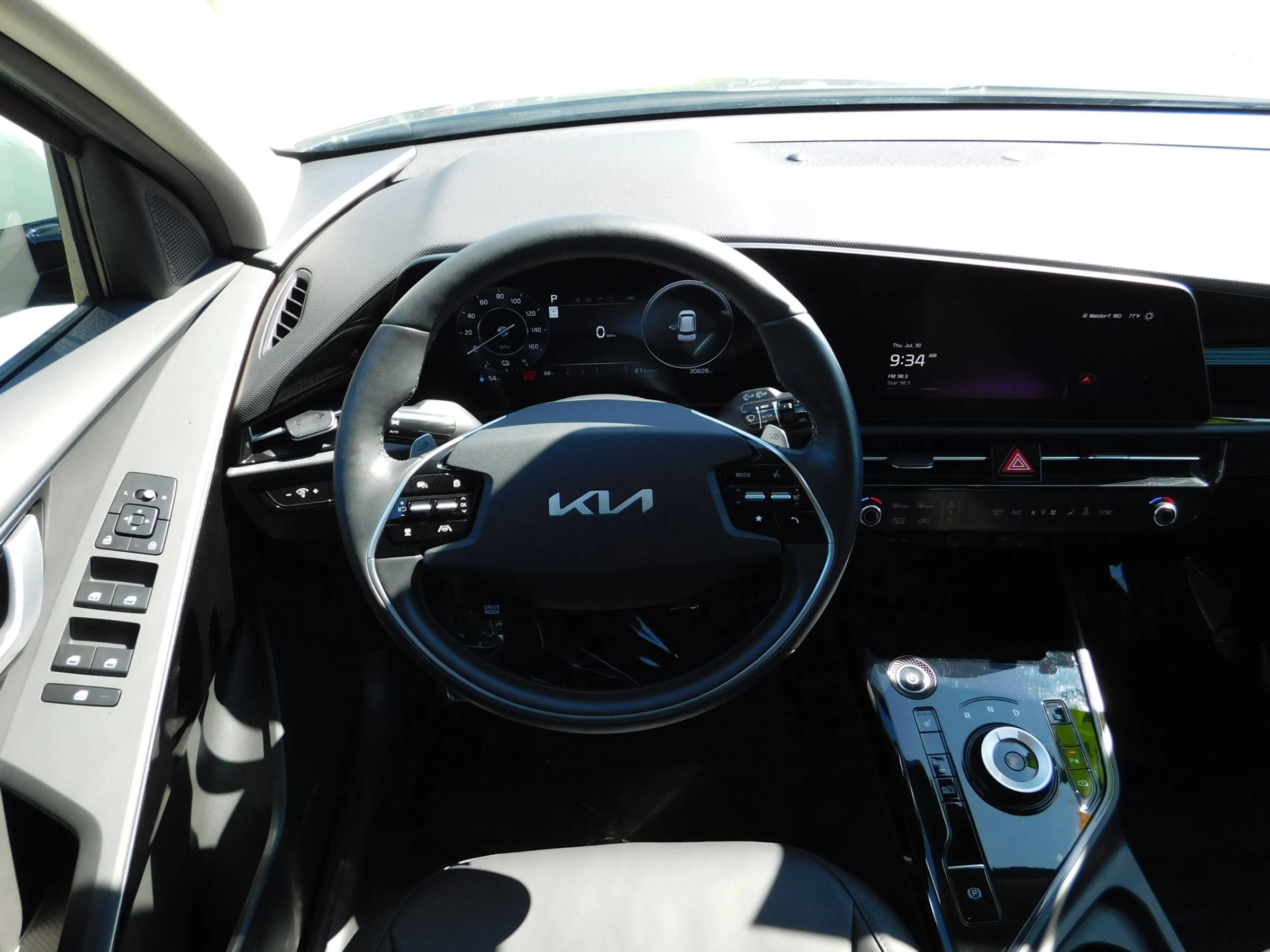 Used 2024 Kia Niro Wind w/ Wind Preserve Package FWD image 15