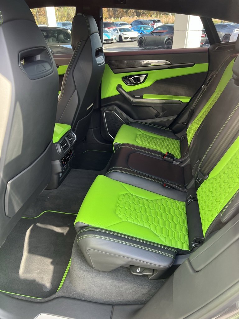 Used 2021 Lamborghini Urus image 18