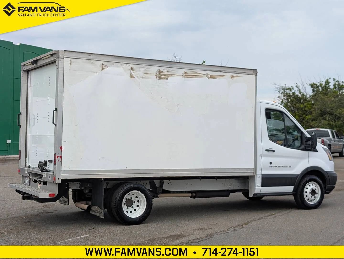 Used 2018 Ford Transit 350 156 DRW RWD image 2