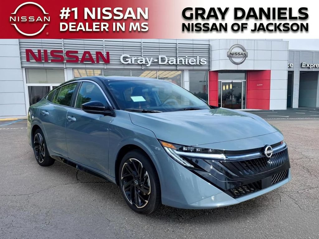 New 2026 Nissan Sentra SR w/ Floor Mat Package