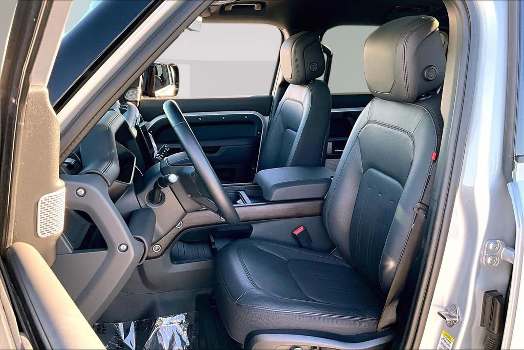 Certified 2024 Land Rover Defender 130 X image 19