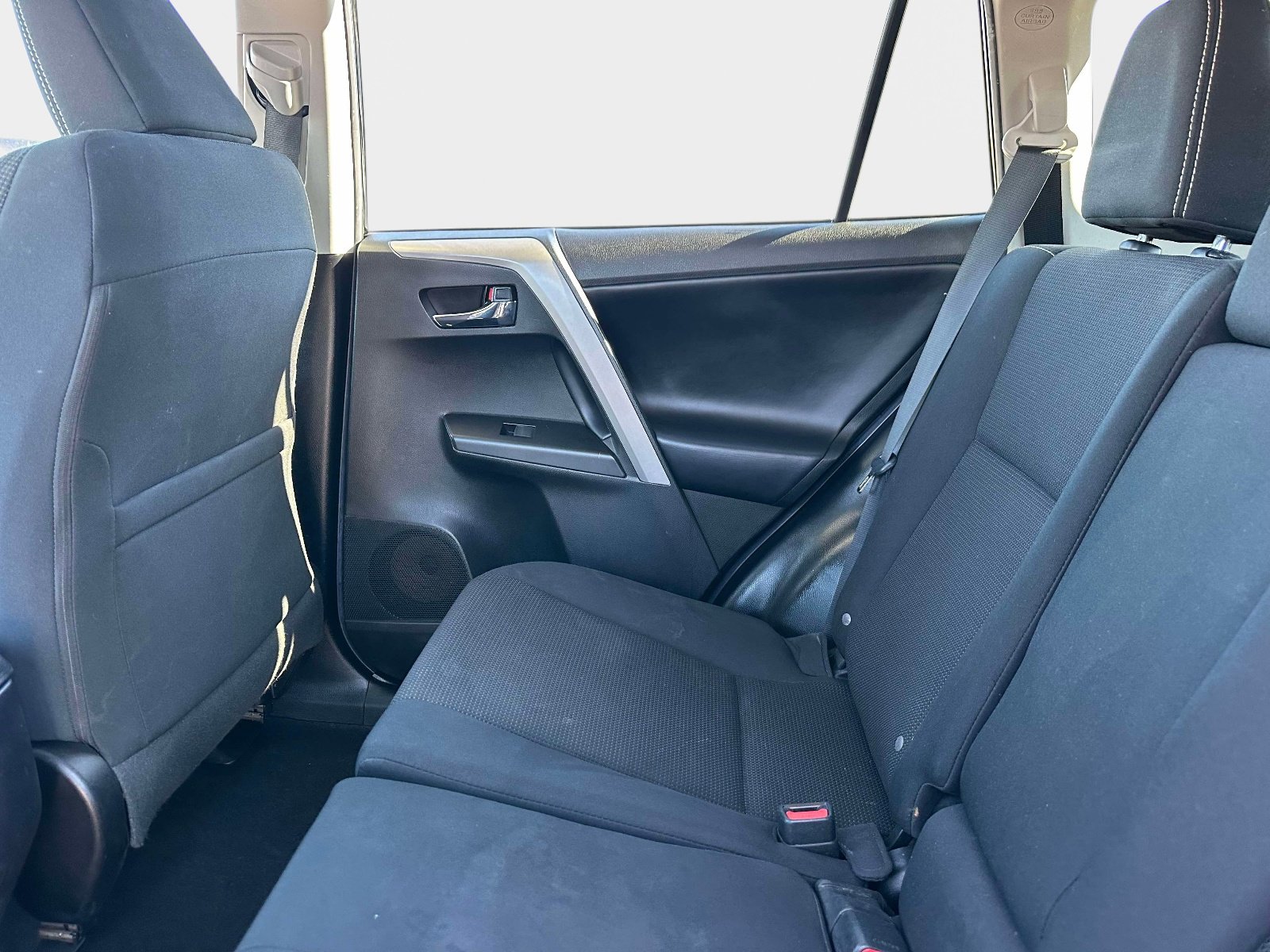 Used 2018 Toyota RAV4 XLE image 14