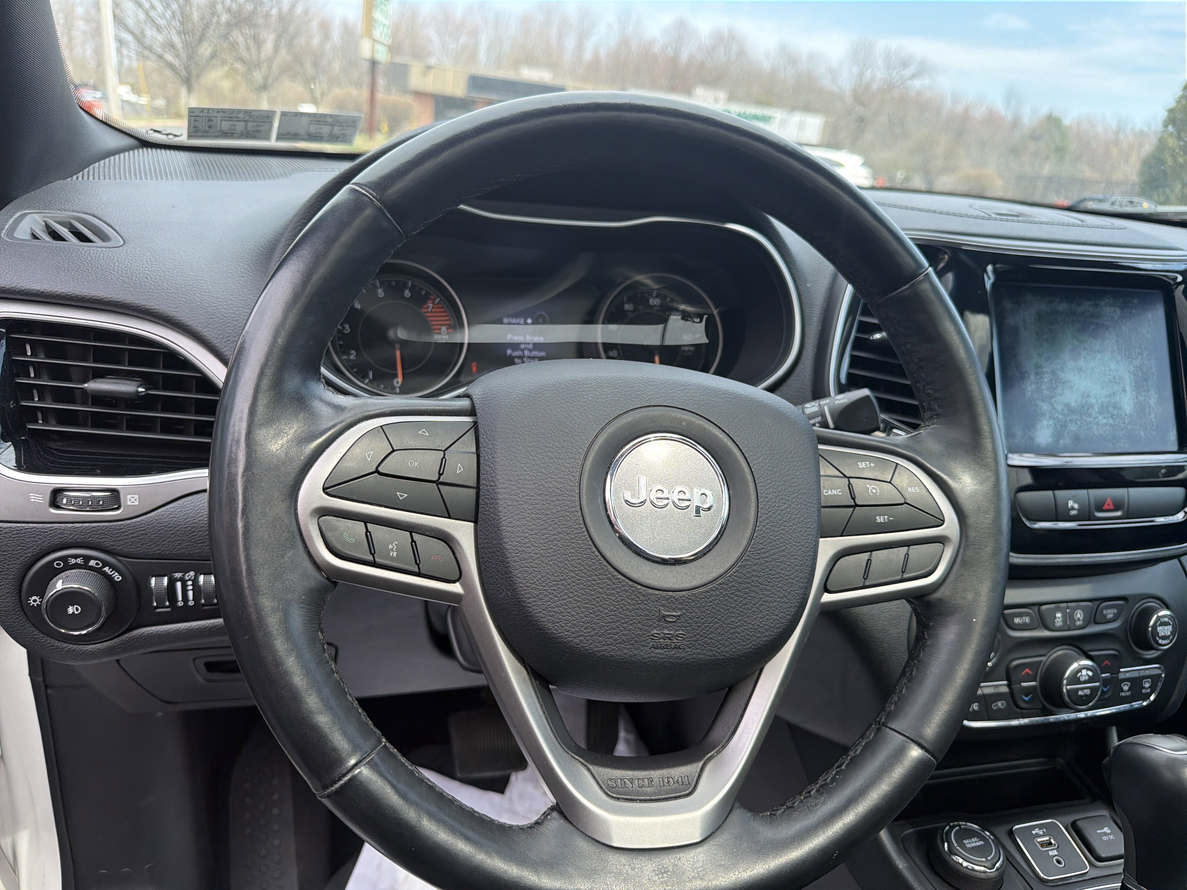 Certified 2019 Jeep Cherokee High Altitude image 18