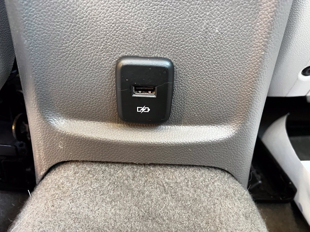 Used 2018 Chevrolet Cruze LT w/ Convenience Package FWD image 29