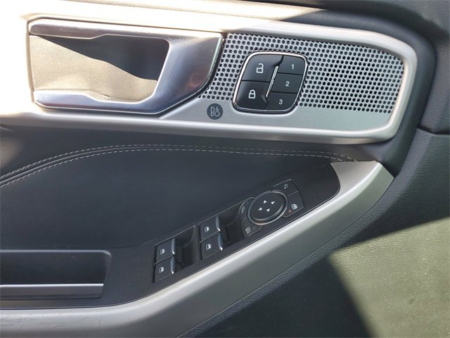 Used 2021 Ford Explorer Limited w/ Hybrid Equipment Group 310A image 17