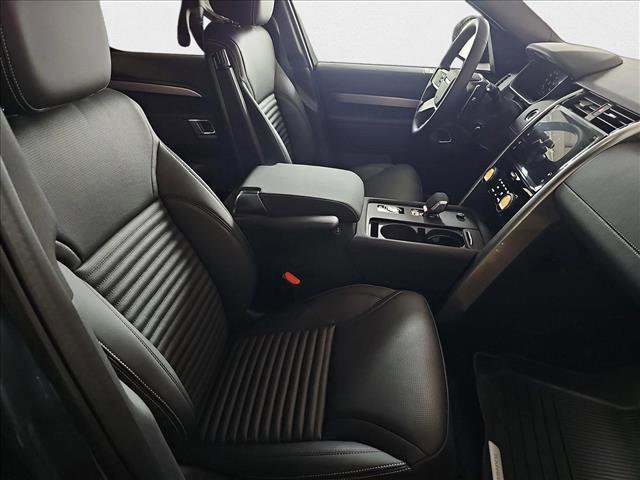 New 2025 Land Rover Discovery Dynamic SE AWD/4WD image 10