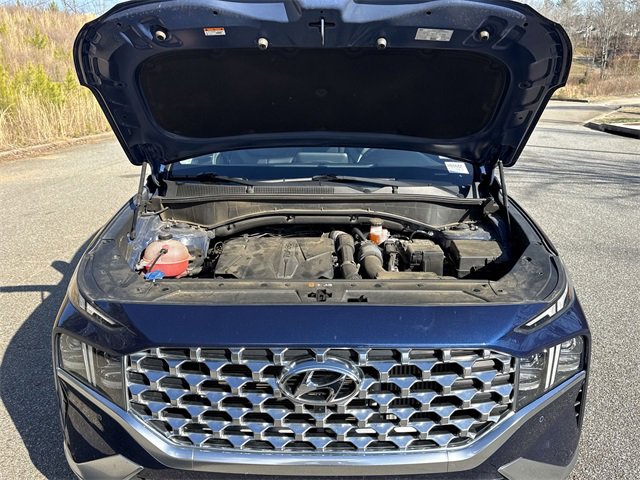 Used 2023 Hyundai Santa Fe Limited w/ Cargo Package image 18
