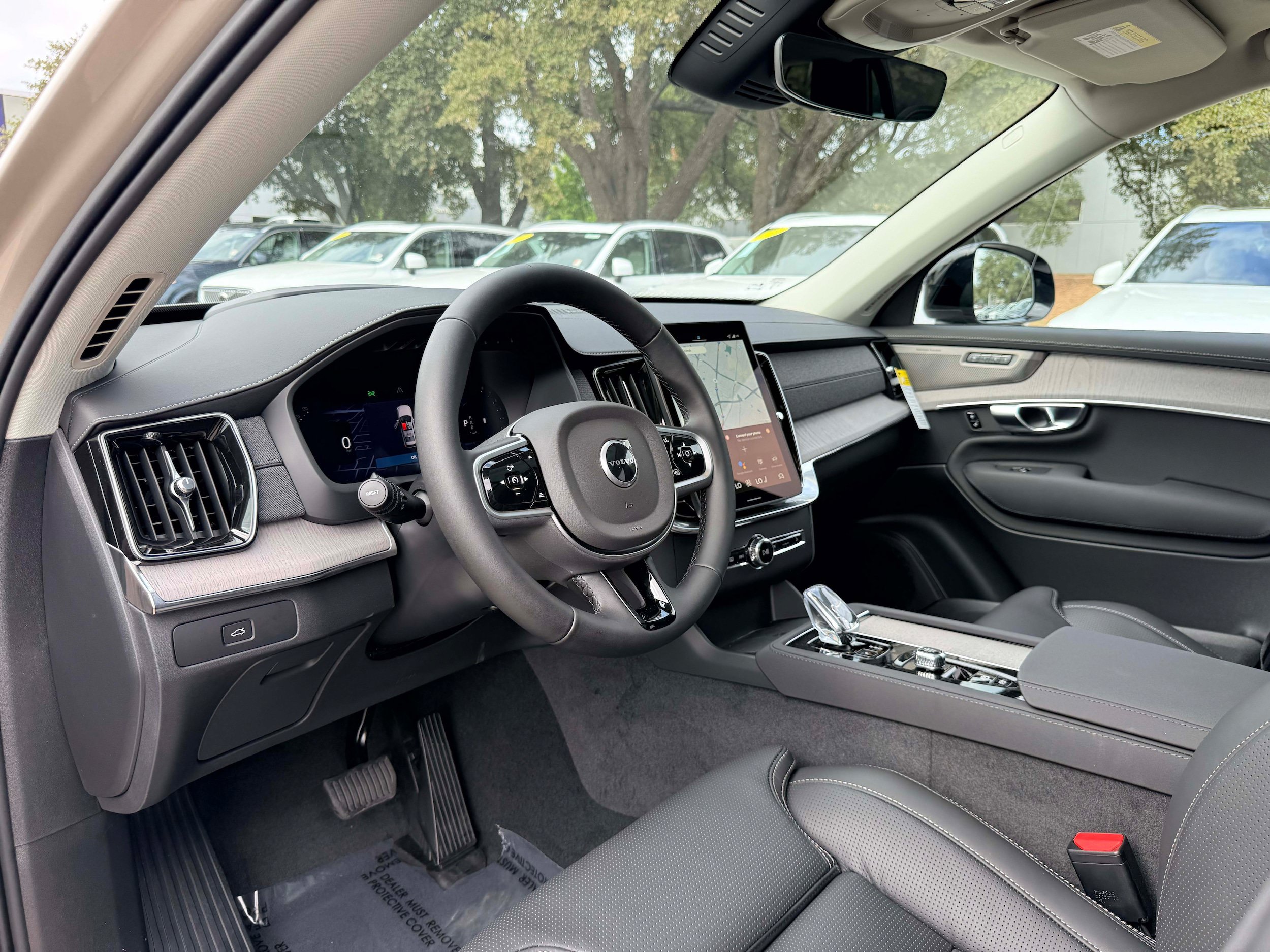 Used 2026 Volvo XC90 B6 Ultra AWD/4WD image 12