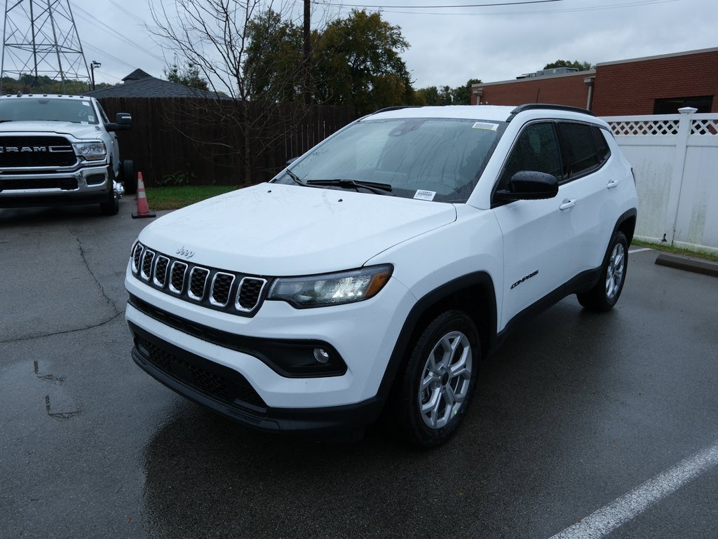New 2026 Jeep Compass Latitude image 12