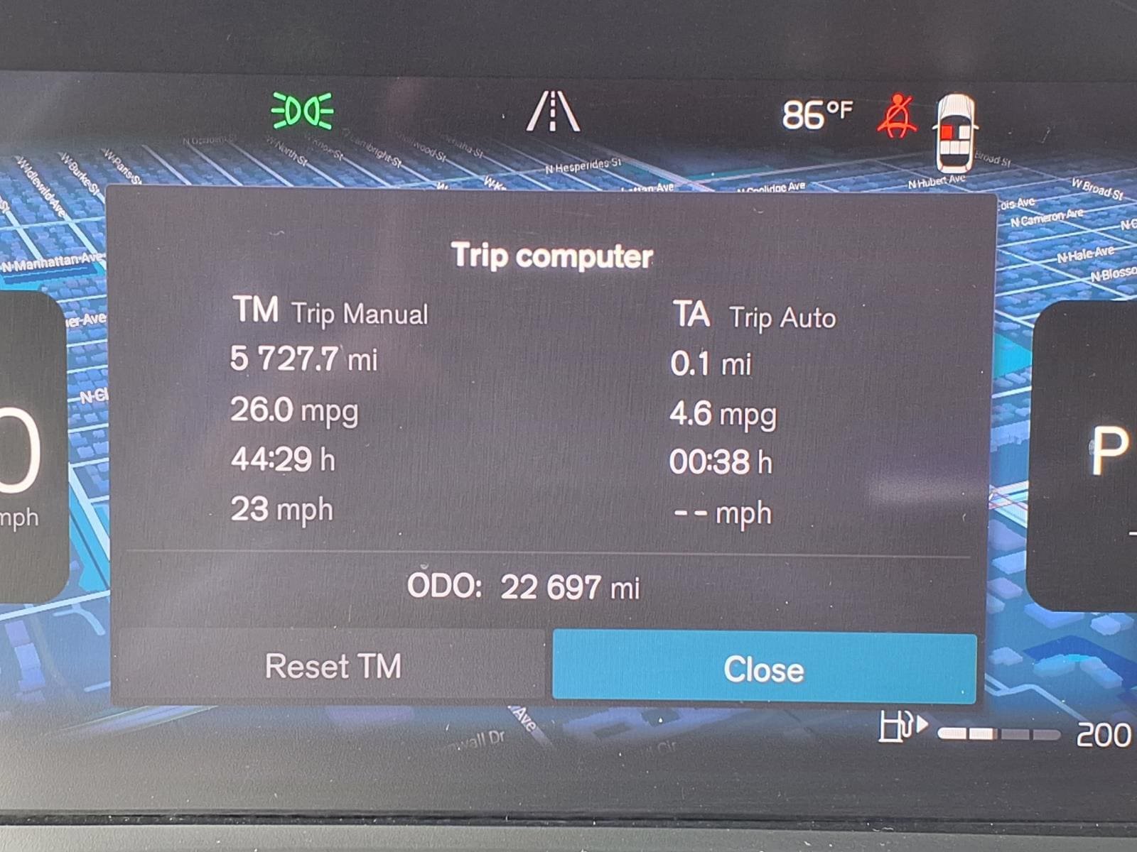 Certified 2023 Volvo XC40 B5 Plus w/ Protection Package Premier AWD/4WD image 33
