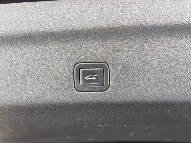 Used 2024 Chevrolet Tahoe LT AWD/4WD image 5