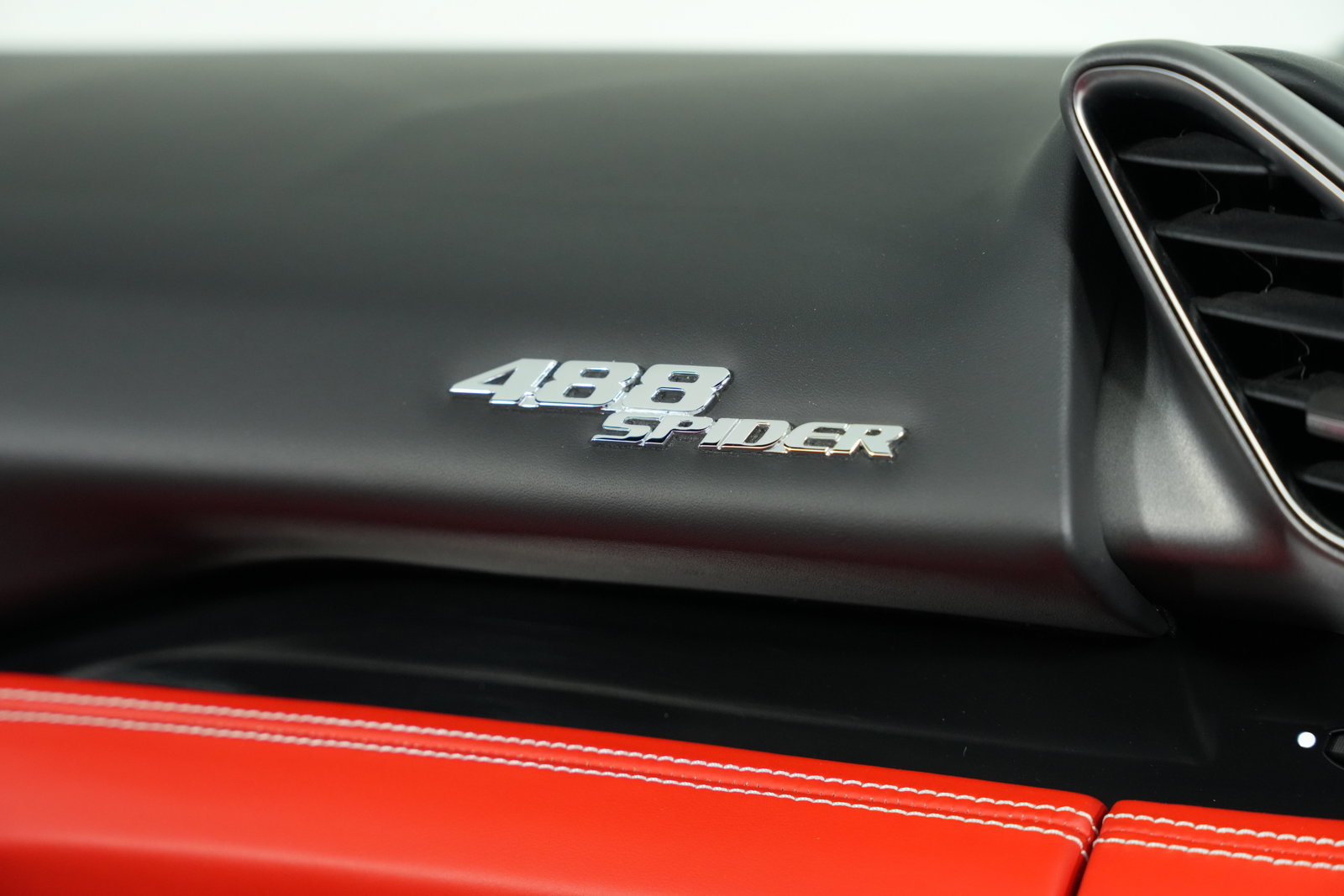 Certified 2017 Ferrari 488 Spider RWD image 43