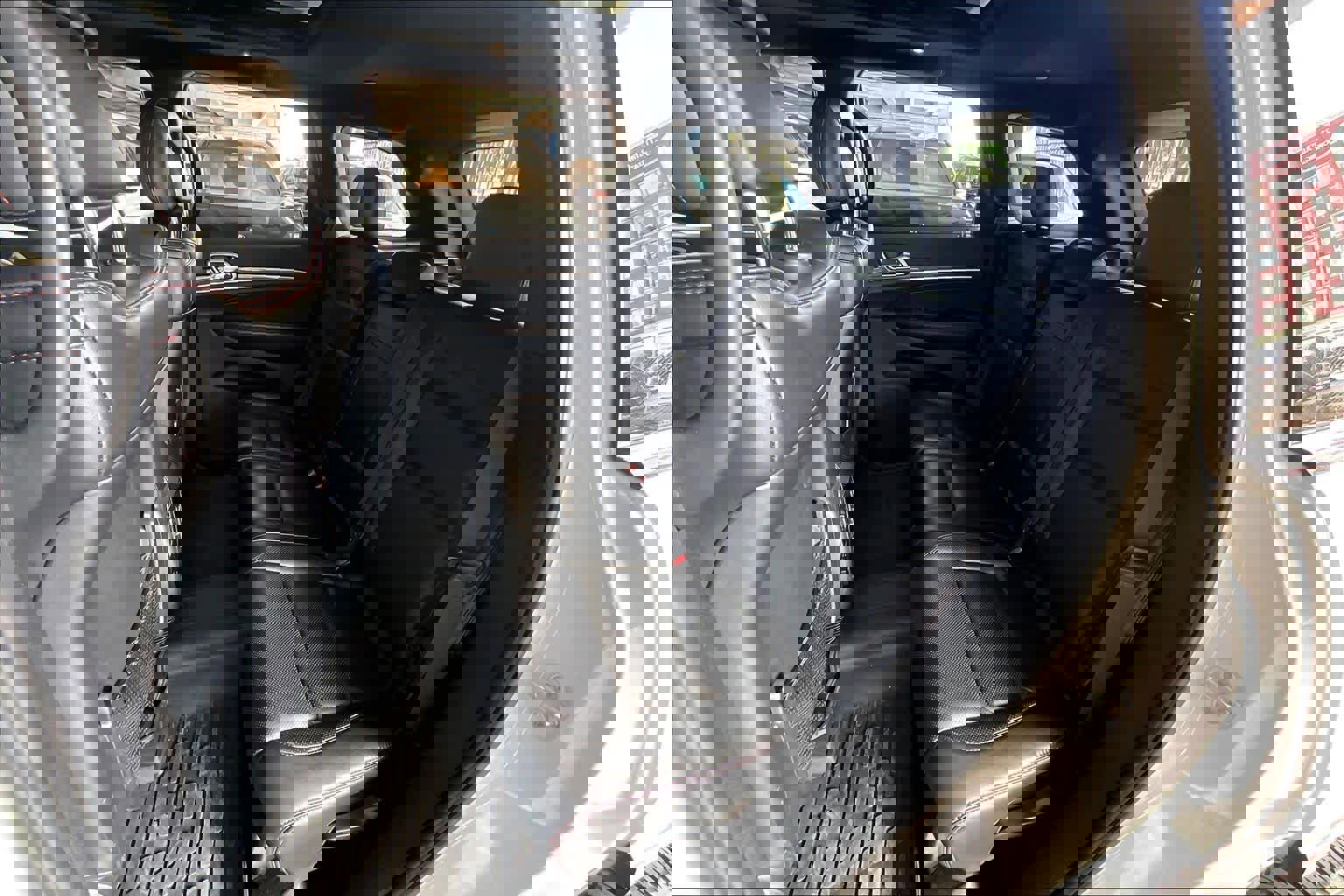 Used 2018 Jeep Grand Cherokee Trailhawk w/ Trailhawk Luxury Group image 19