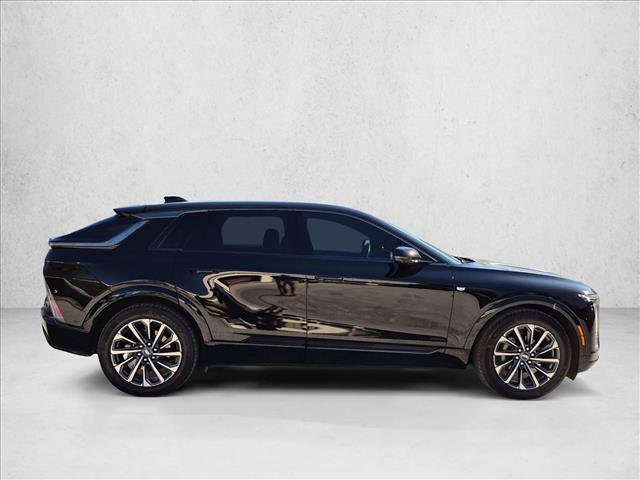 Used 2024 Cadillac Lyriq Sport AWD/4WD image 4