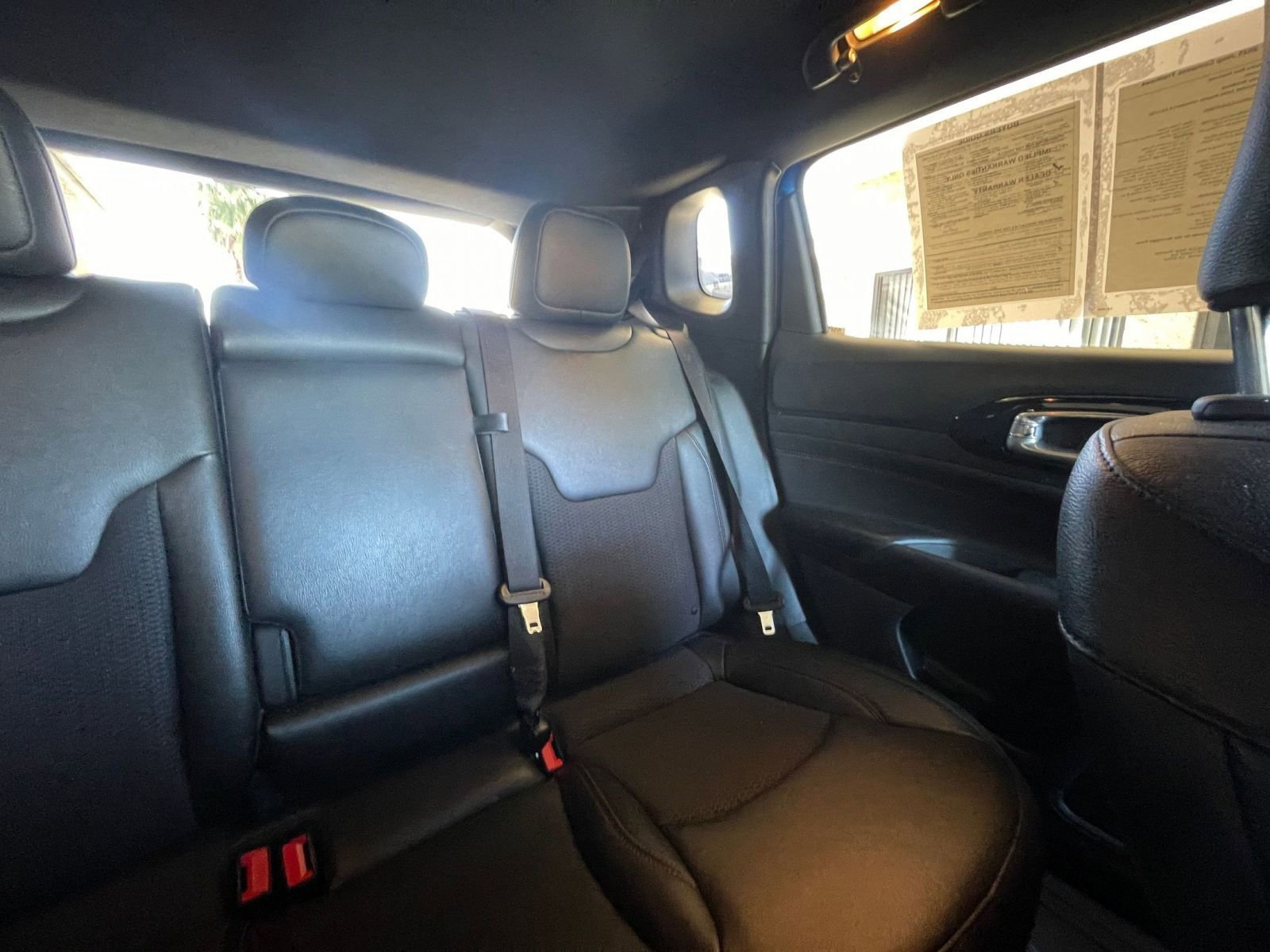 Used 2025 Jeep Compass Trailhawk AWD/4WD image 36