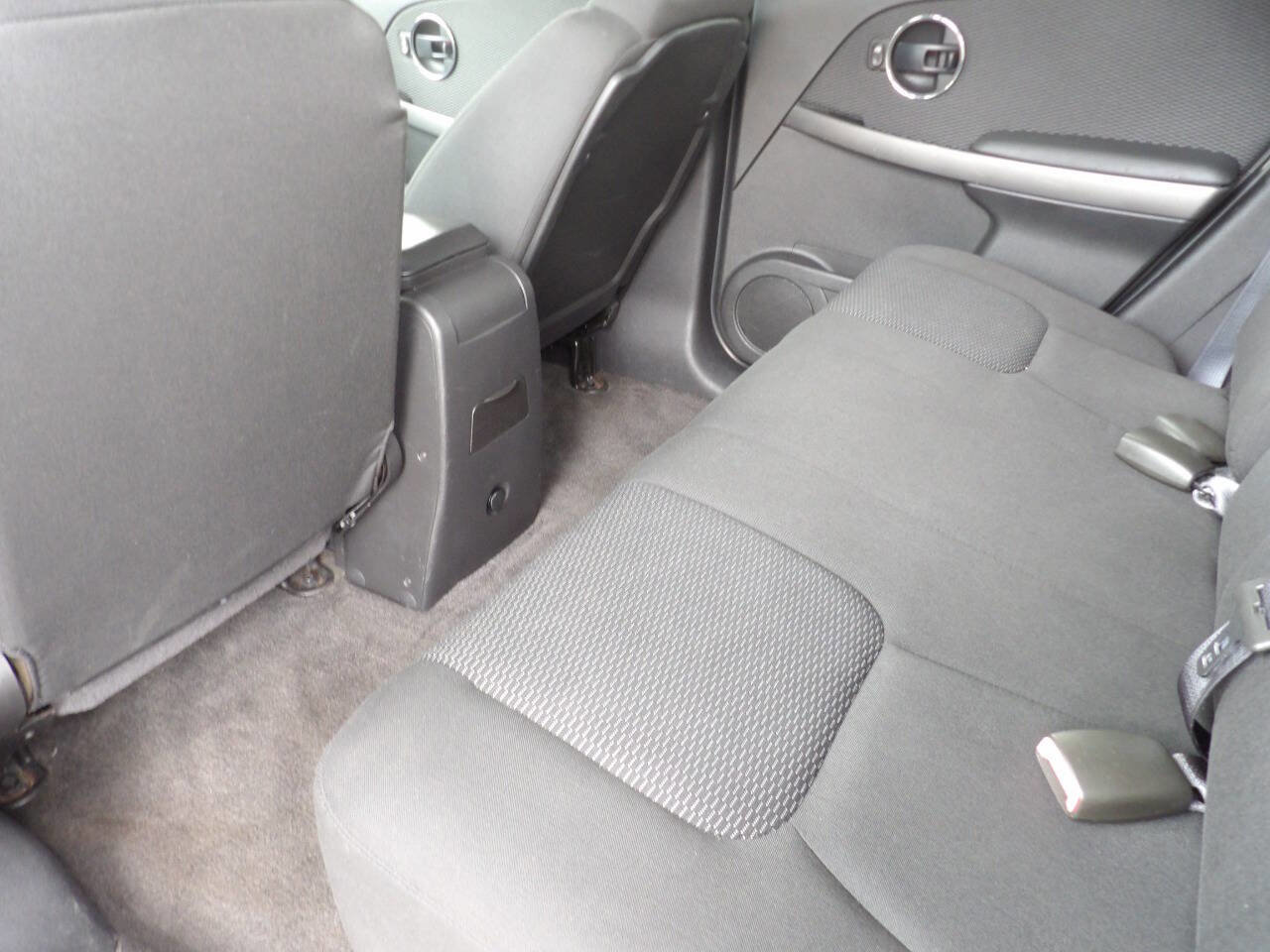 Used 2006 Pontiac Torrent 2WD image 23