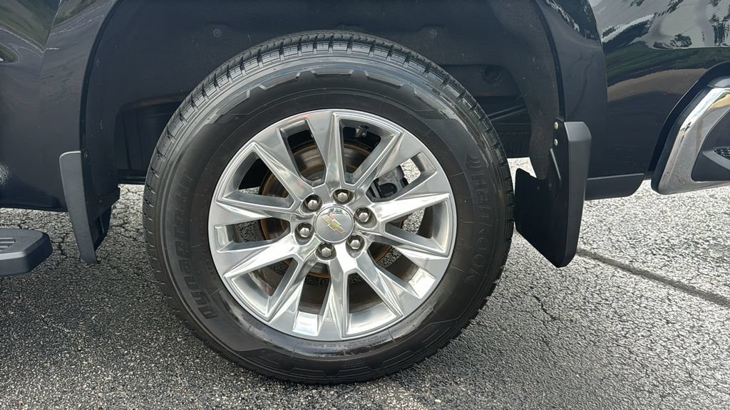 Used 2021 Chevrolet Silverado 1500 LTZ AWD/4WD image 9