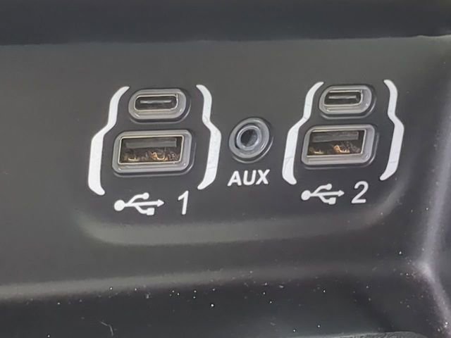 Used 2022 RAM 3500 Limited image 23