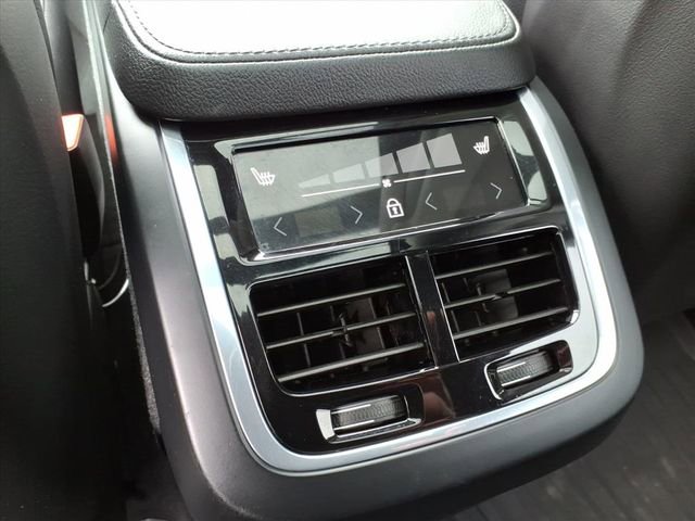 Used 2019 Volvo XC90 T5 Momentum w/ Advanced Package image 13