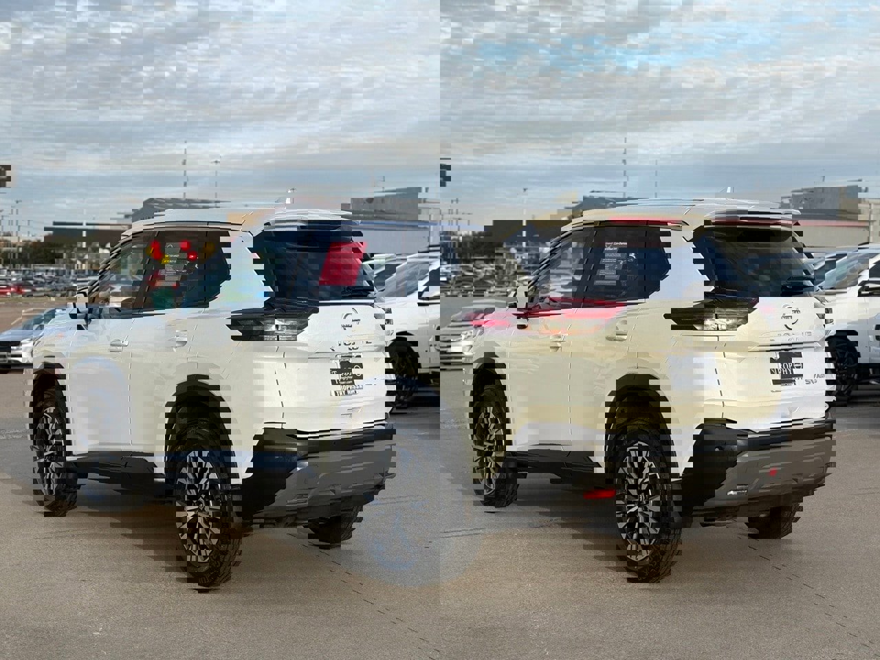 Certified 2023 Nissan Rogue SV image 10